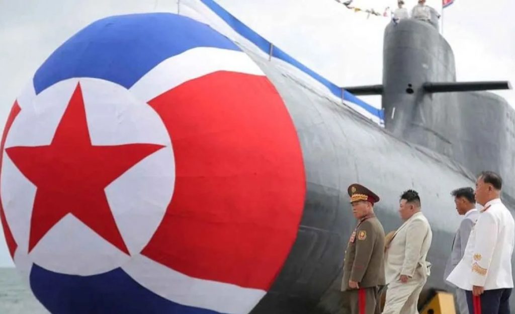 Korea Utara Luncurkan Kapal Selam Tenaga Nuklir