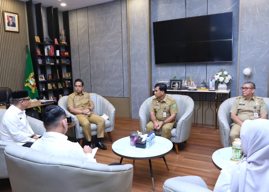 Wali Kota Medan Terima Audiensi Kemenhaj, Bahas Kesiapan Penyelenggaraan Haji 2026
