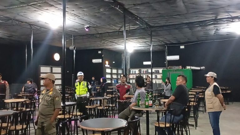 Razia Gabungan BNNK Sergai Amankan 50 Pengguna Narkoba di THM