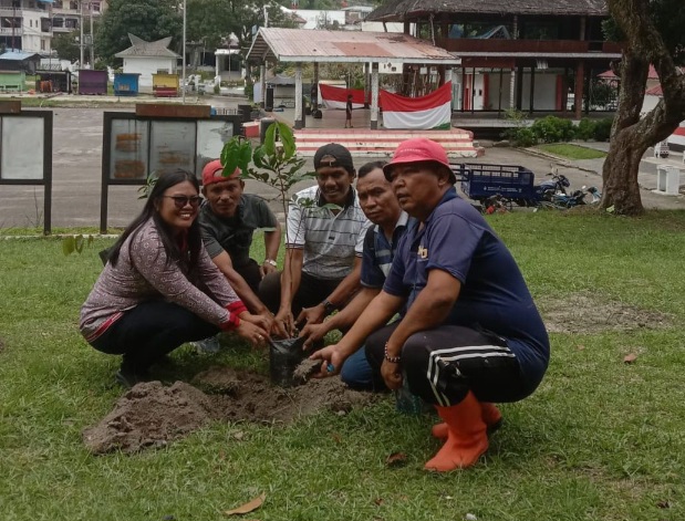 PJS Simalungun Tanam 1.000 Pohon Buah di Kawasan Danau Toba