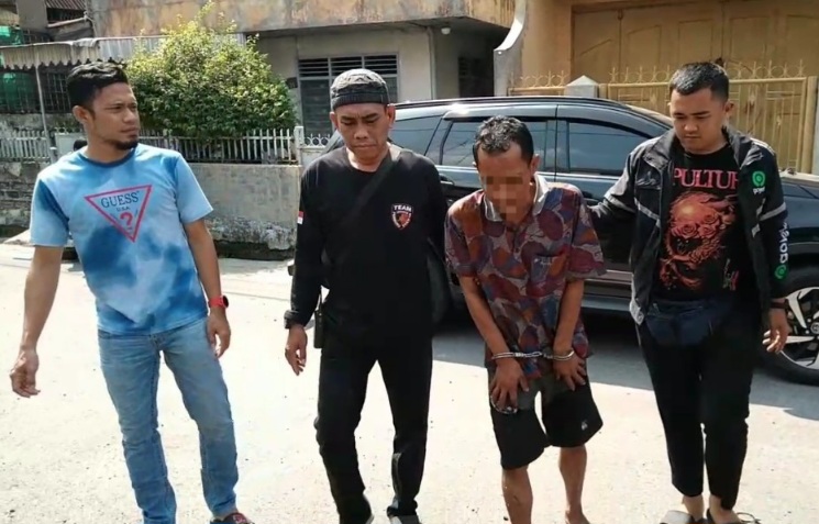 Residivis Kambuhan Diarak Keliling Kampung Usai Bobol Rumah di Medan